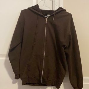 Gildan- Brown zip up hoodie 🤎